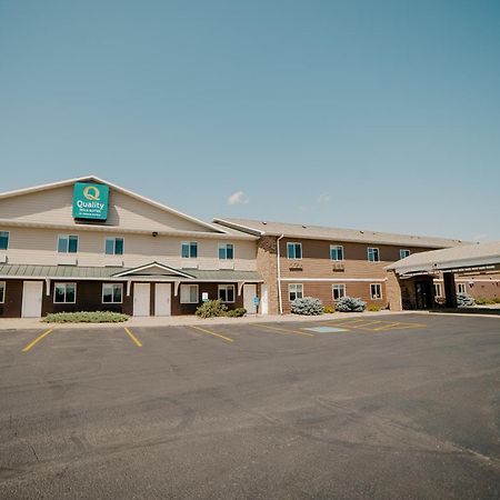 Quality Inn & Suites Watertown Near Prairie Lakes Ice Arena Exterior foto