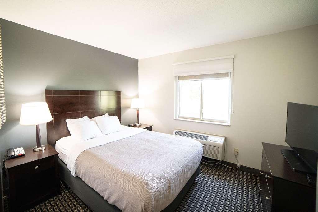 Quality Inn & Suites Watertown Near Prairie Lakes Ice Arena Habitación foto