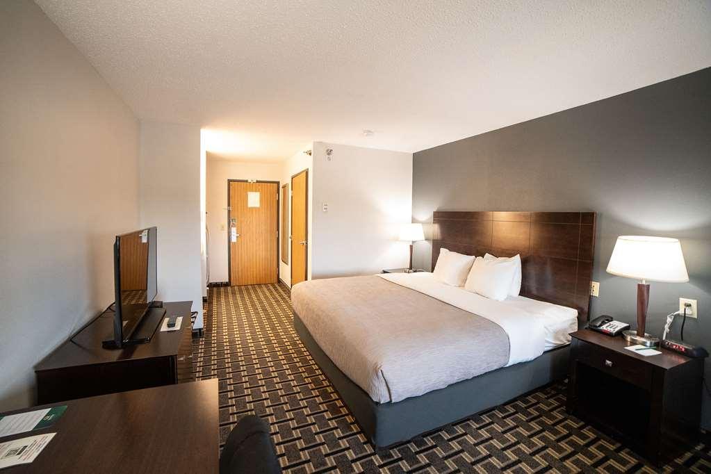 Quality Inn & Suites Watertown Near Prairie Lakes Ice Arena Habitación foto