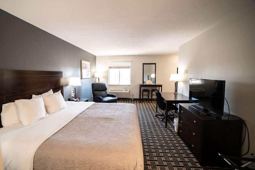 Quality Inn & Suites Watertown Near Prairie Lakes Ice Arena Habitación foto
